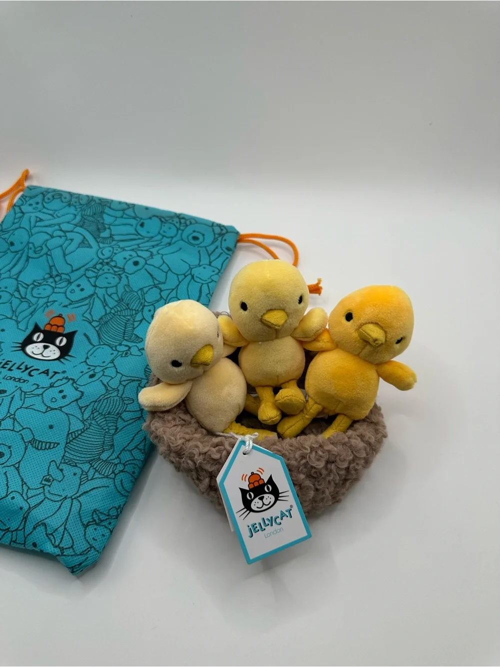 NWT rare retired Jellycat Yellow Chick Trio with Brown Nest